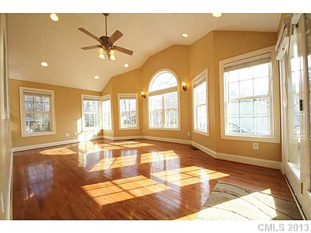 5901 Brookhaven Road Charlotte, NC 28210 - Photo 4 of 16 Gallery Image 4