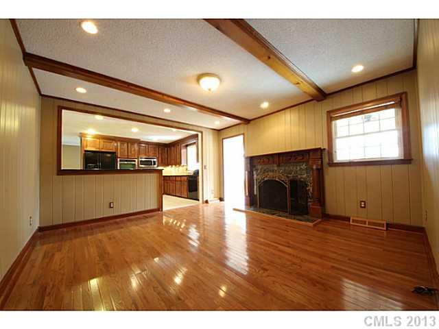5901 Brookhaven Road Charlotte, NC 28210 - Photo 5 of 16 Gallery Image 5