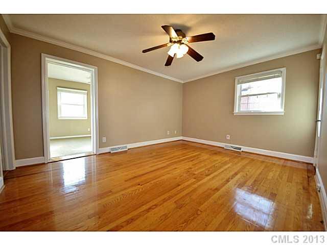 5901 Brookhaven Road Charlotte, NC 28210 - Photo 9 of 16 Gallery Image 9