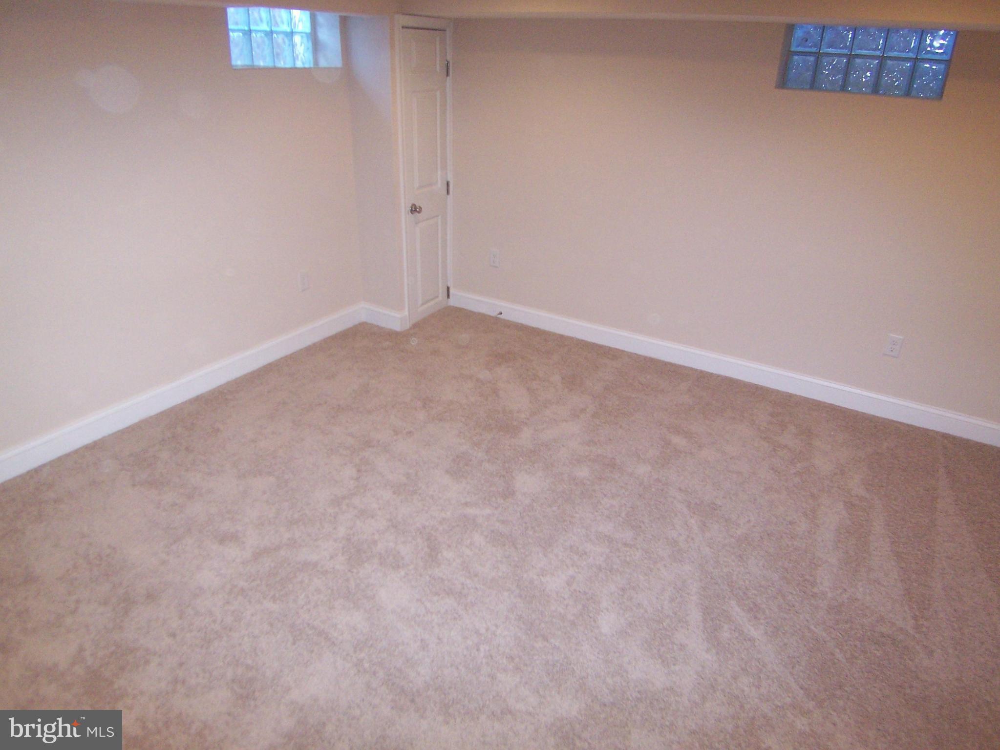 8200 Gray Haven Road Baltimore, MD 21222 - Photo 26 of 29 Family Room