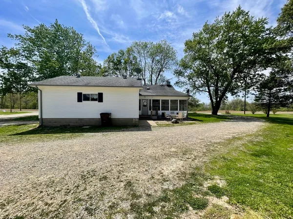 $375,000 | 18049 Stone Church Road, Laurel, IN 47024
