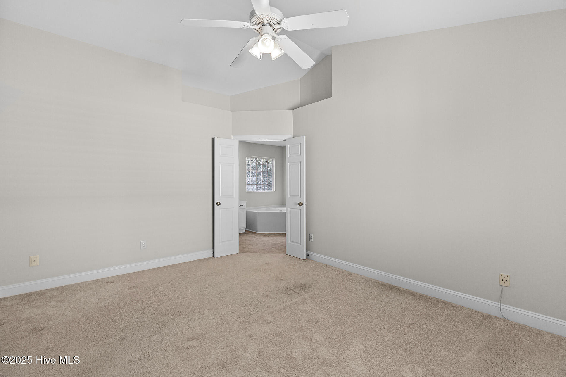 4024 Rounding Bend Lane Wilmington, NC 28412 - Photo 17 of 37 RoundingBend4024-6mbrShaneL33A0275-CR2