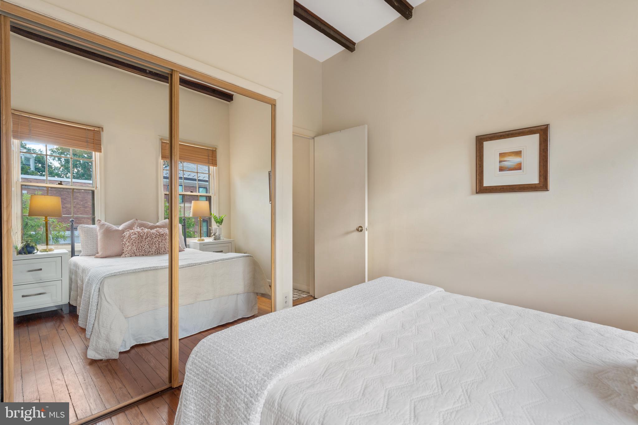 702 9th Street Southeast Washington, DC 20003 - Photo 15 of 18