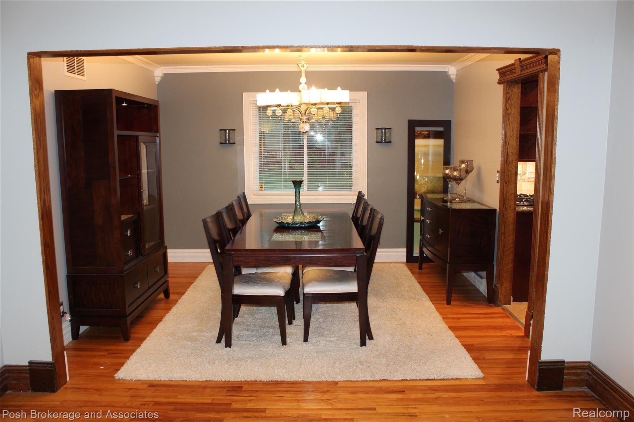 27220 Harvard Road Southfield, MI 48076 - Photo 36 of 72 Spacious Dining Room.jpeg
