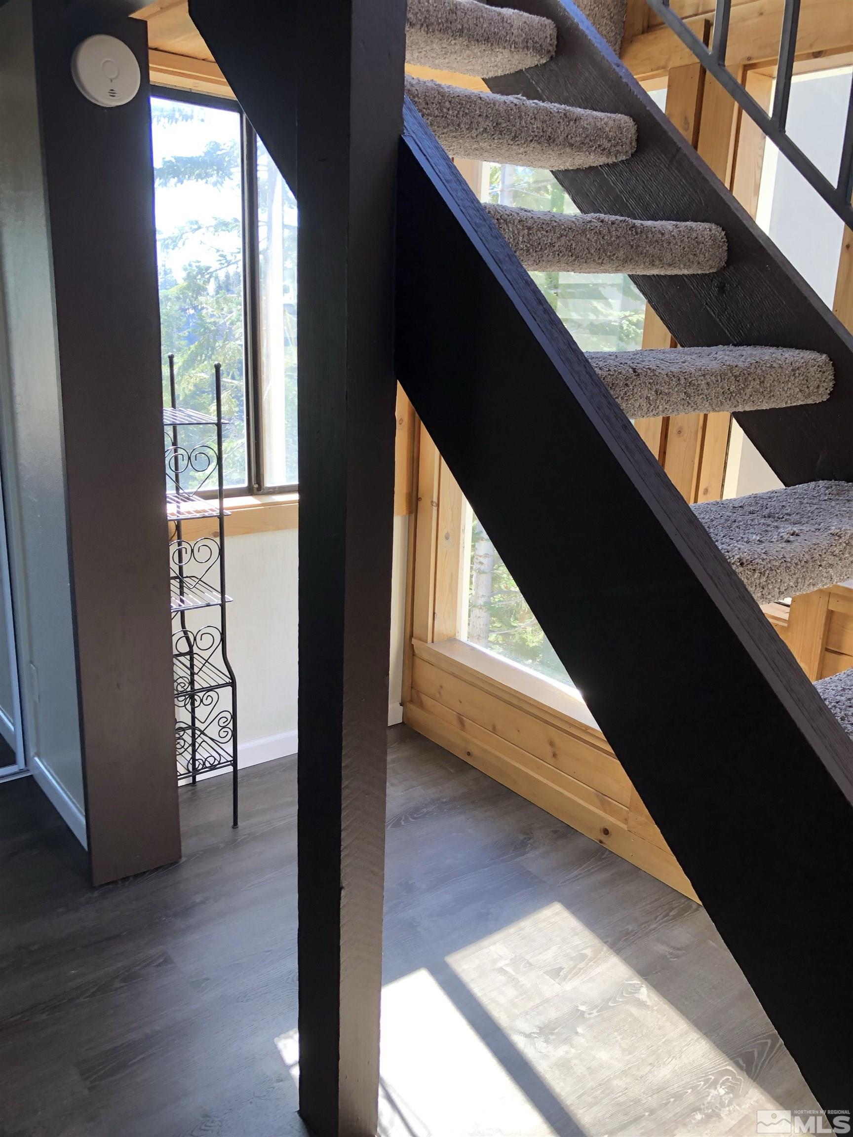 331 Tramway Drive, Unit 20 Stateline, NV 89449 - Photo 15 of 35 a view of entryway