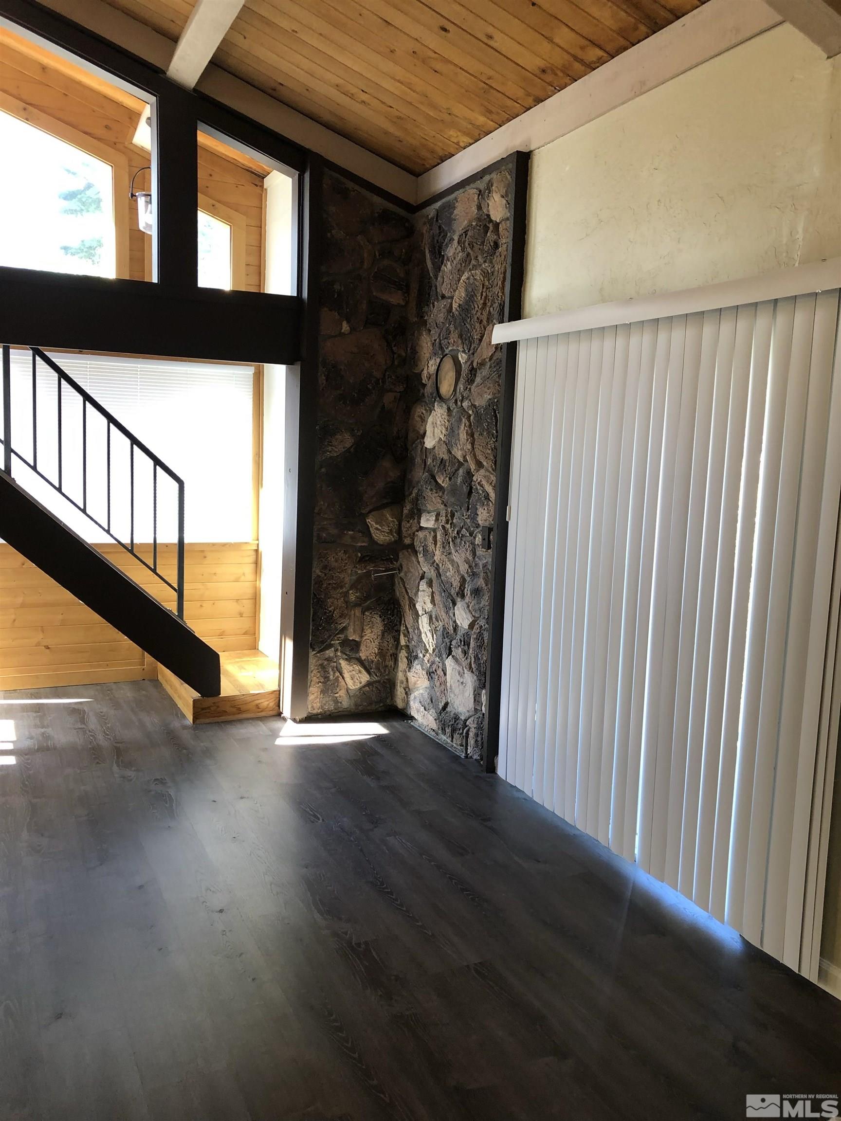 331 Tramway Drive, Unit 20 Stateline, NV 89449 - Photo 8 of 35 a view of an entryway