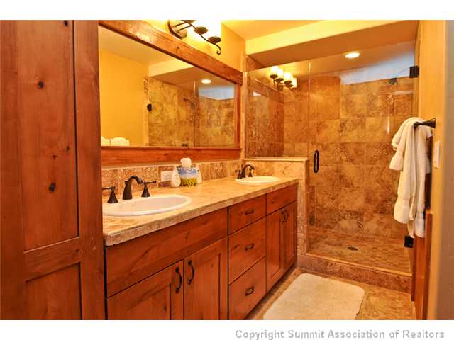 47 Wolf Rock Road Keystone, CO 80435 - Photo 21 of 25 Bathroom.