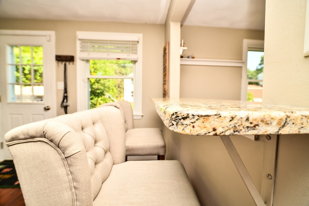 7 Bearhill Road Woburn, MA 01801 - Photo 4 of 20 Gallery Image 4