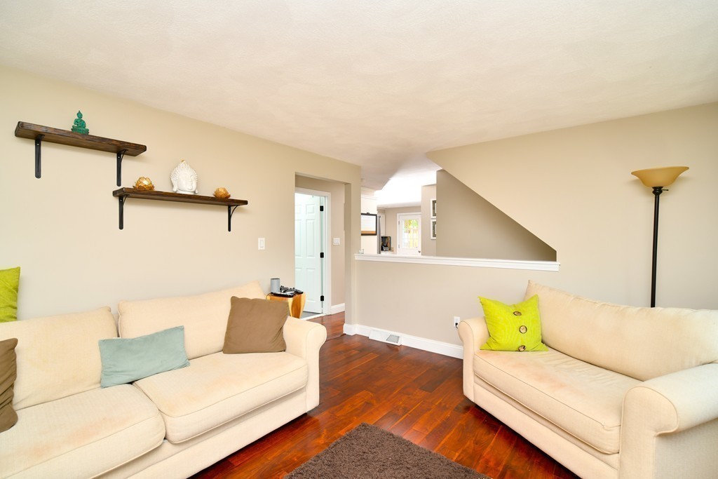 7 Bearhill Road Woburn, MA 01801 - Photo 8 of 20 Gallery Image 8