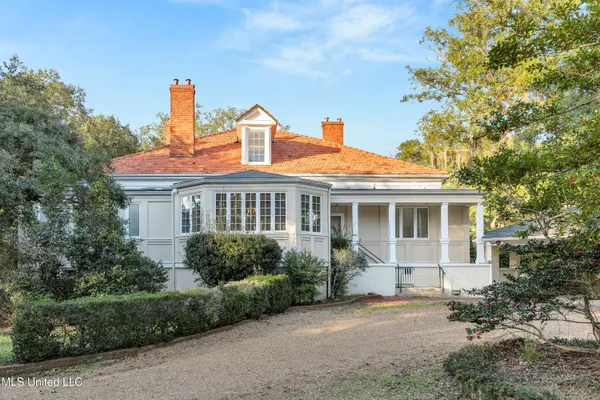 $975,000 | 109 Carmel Church Road, Natchez, MS 39120