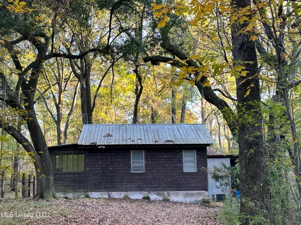 $975,000 | 109 Carmel Church Road, Natchez, MS 39120