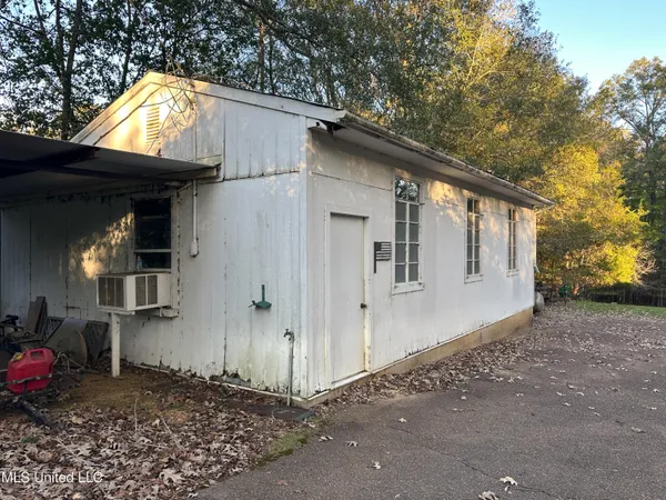 $975,000 | 109 Carmel Church Road, Natchez, MS 39120