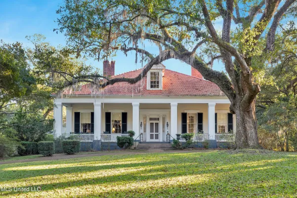 $975,000 | 109 Carmel Church Road, Natchez, MS 39120