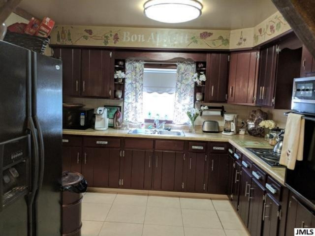 6945 Wright Road Jonesville, MI 49250 - Photo 5 of 36 201802170-4