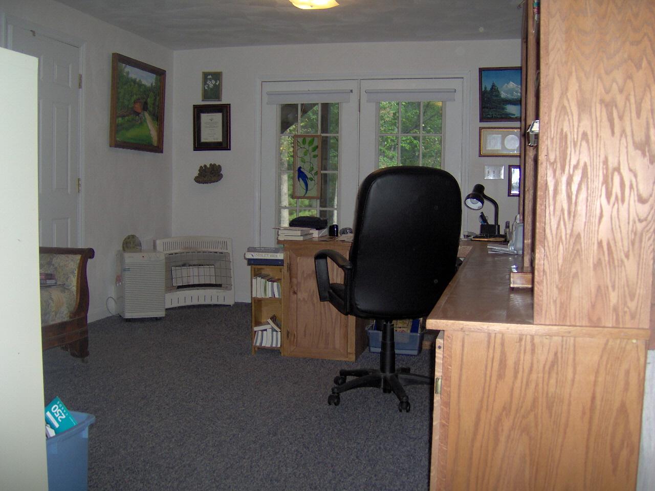 1080 Mead Valley Road Moneta, VA 24121 - Photo 7 of 9 Office