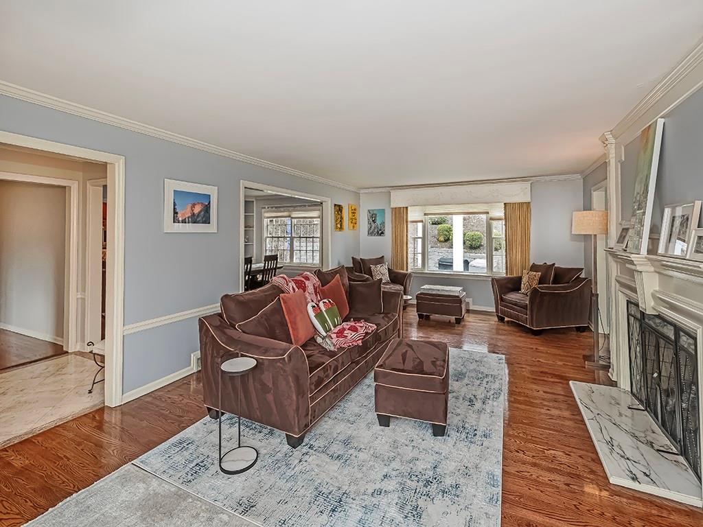 4 Couch Farm Road Pittsburgh, PA 15243 - Photo 5 of 33 Gallery Image 5