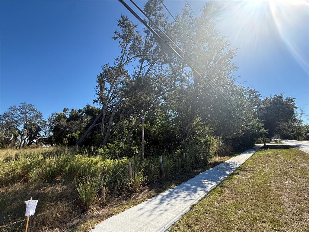 119th Street Seminole, FL 33778 - Photo 2 of 4 a view of a backyard