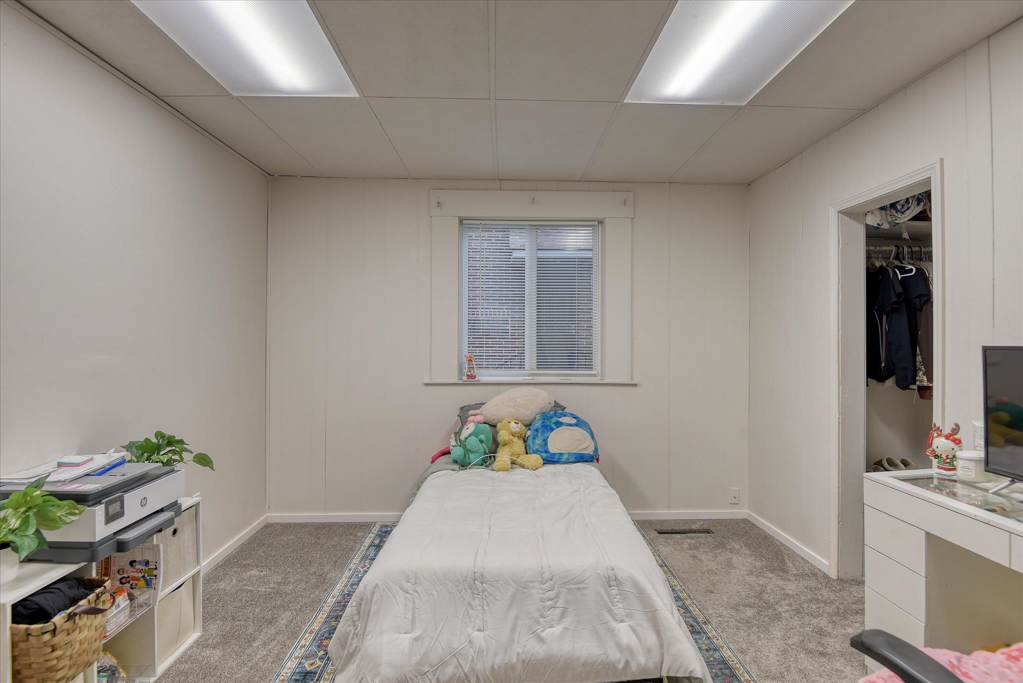 523 East Indiana Avenue Spokane, WA 99207 - Photo 3 of 30