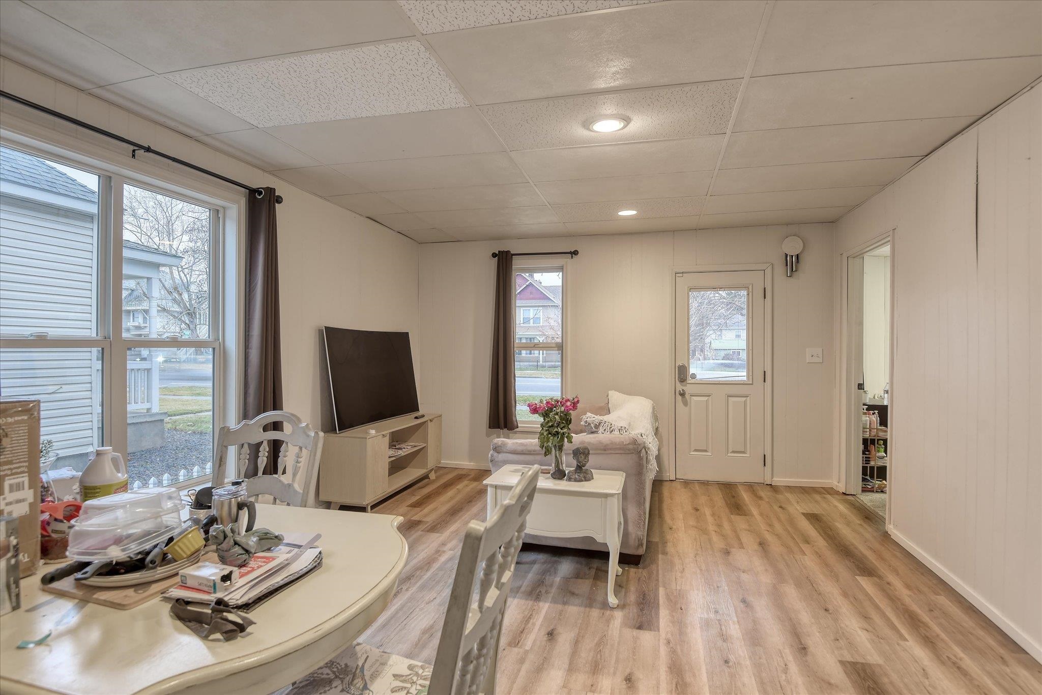 523 East Indiana Avenue Spokane, WA 99207 - Photo 6 of 30