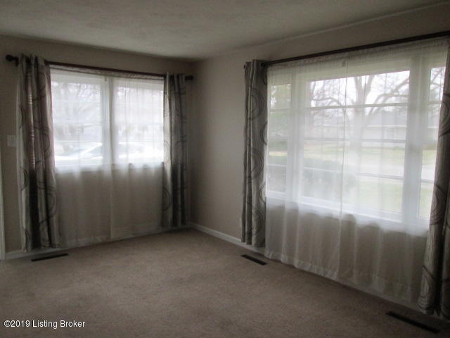 3100 Radiance Road Louisville, KY 40220 - Photo 10 of 25 IMG_3644