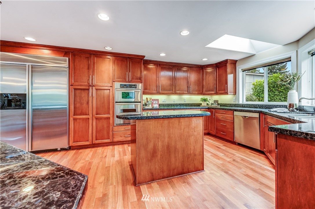1545 3rd Street Kirkland, WA 98033 - Photo 8 of 40