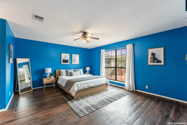 $850,000 | 5421 Lockhill Road, San Antonio, TX 78240