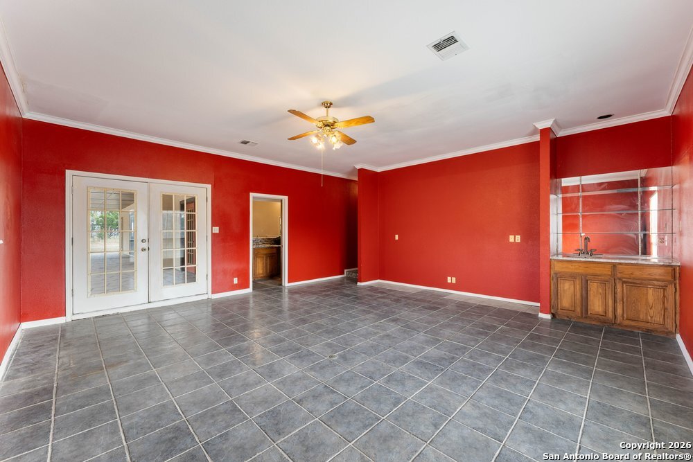 5421 Lockhill Road San Antonio, TX 78240 - Photo 28 of 57