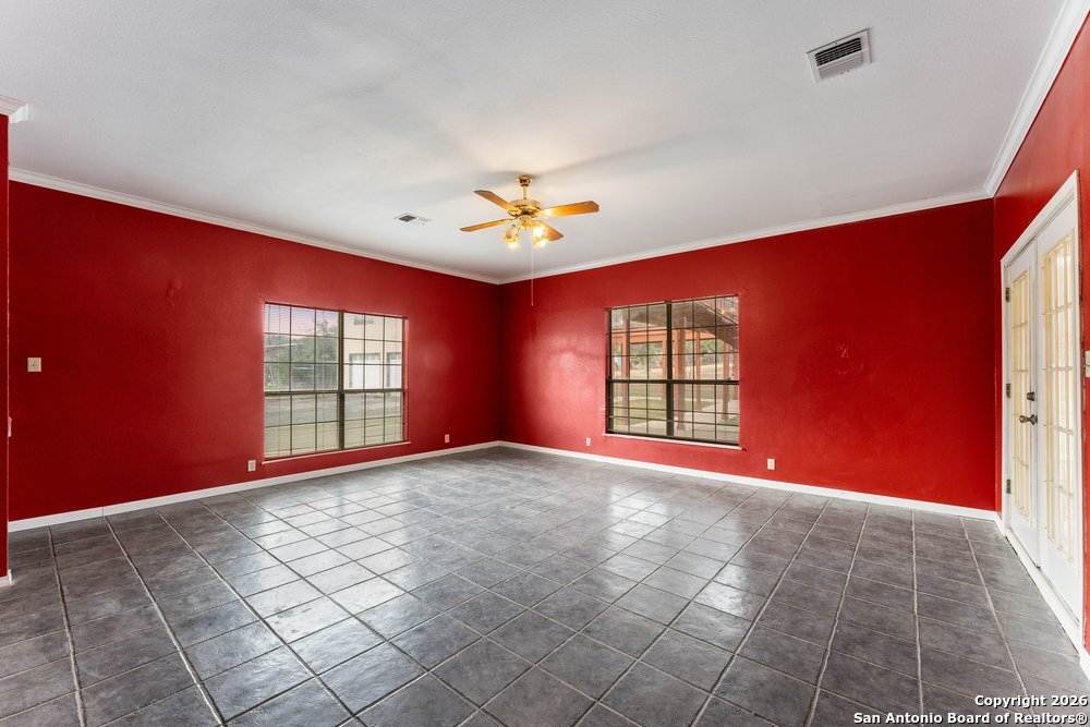 5421 Lockhill Road San Antonio, TX 78240 - Photo 29 of 57