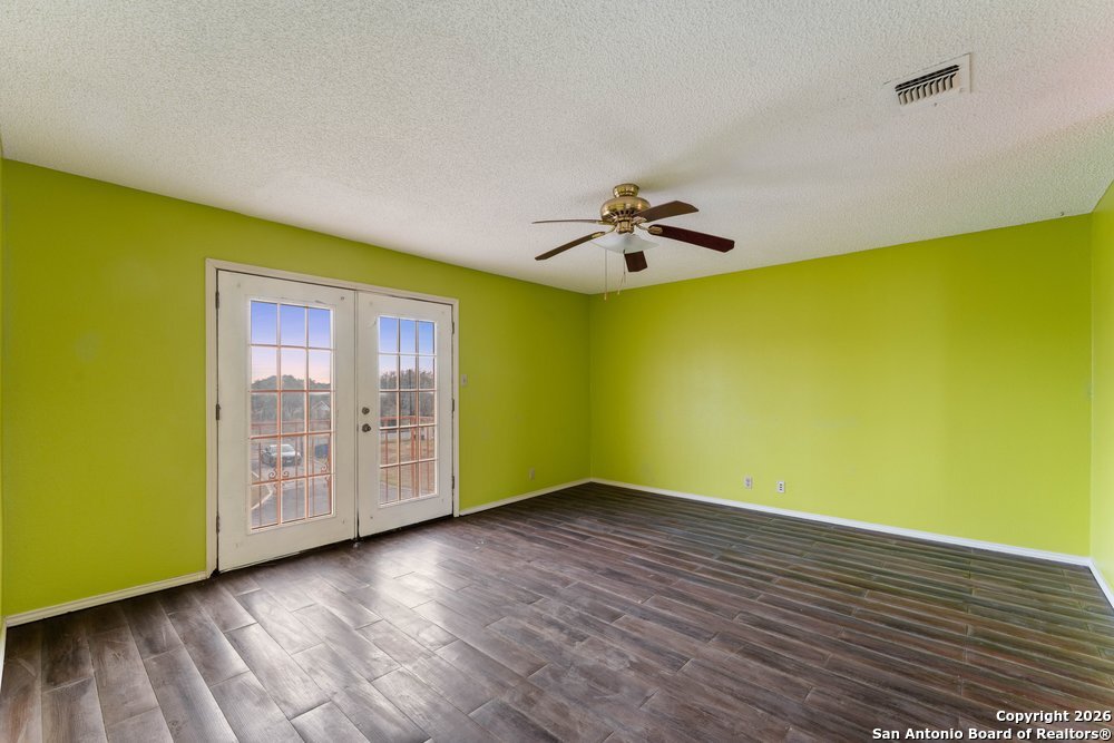 5421 Lockhill Road San Antonio, TX 78240 - Photo 35 of 57