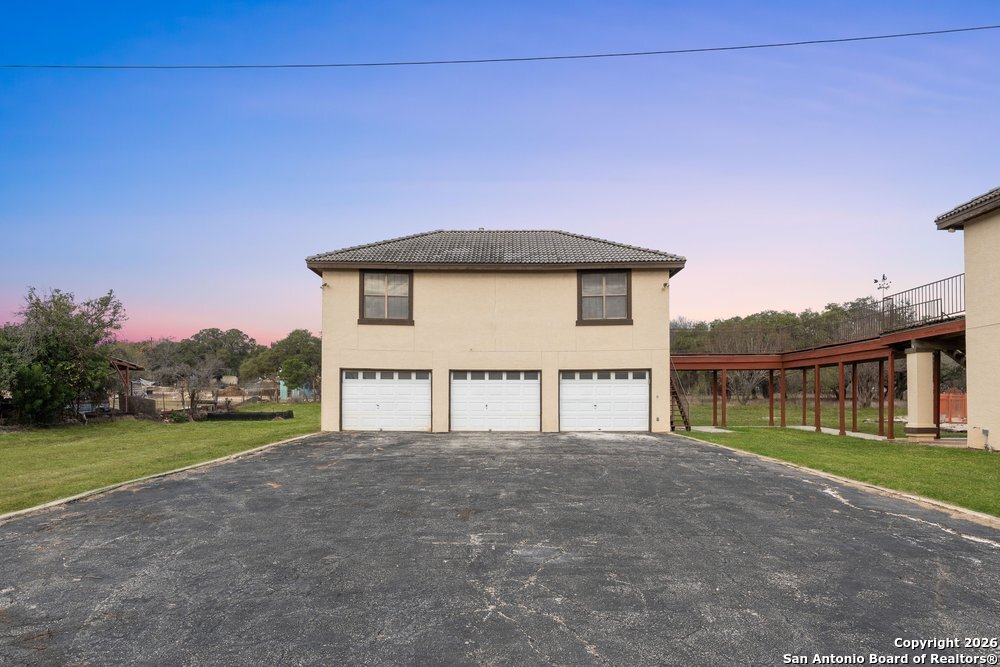 5421 Lockhill Road San Antonio, TX 78240 - Photo 46 of 57