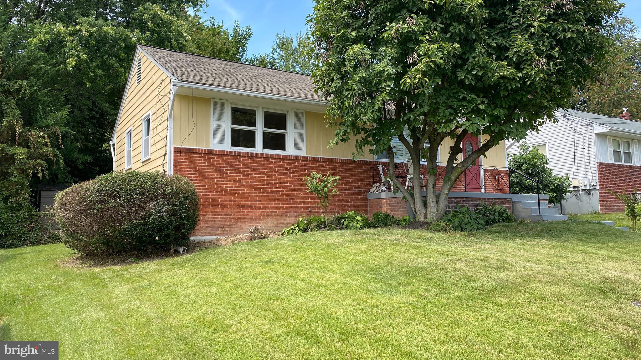 2618 Hughes Road Adelphi, MD 20783 - Photo 3 of 30