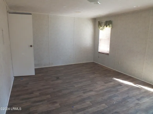 $1,510 | 25 Milledge Village Road, Beaufort, SC 29906