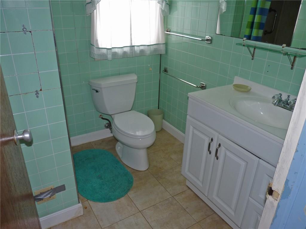 1111 Mariaville Road Ellsworth, ME 04605 - Photo 17 of 27 Full bath