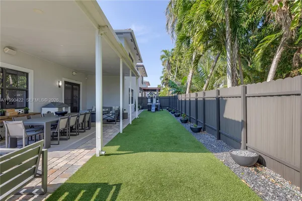 $1,400,000 | 2775 Southwest 101st Court, Miami, FL 33165