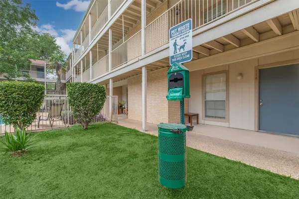 $799 | 6008 North Lamar Boulevard, Unit 101, Austin, TX 78752