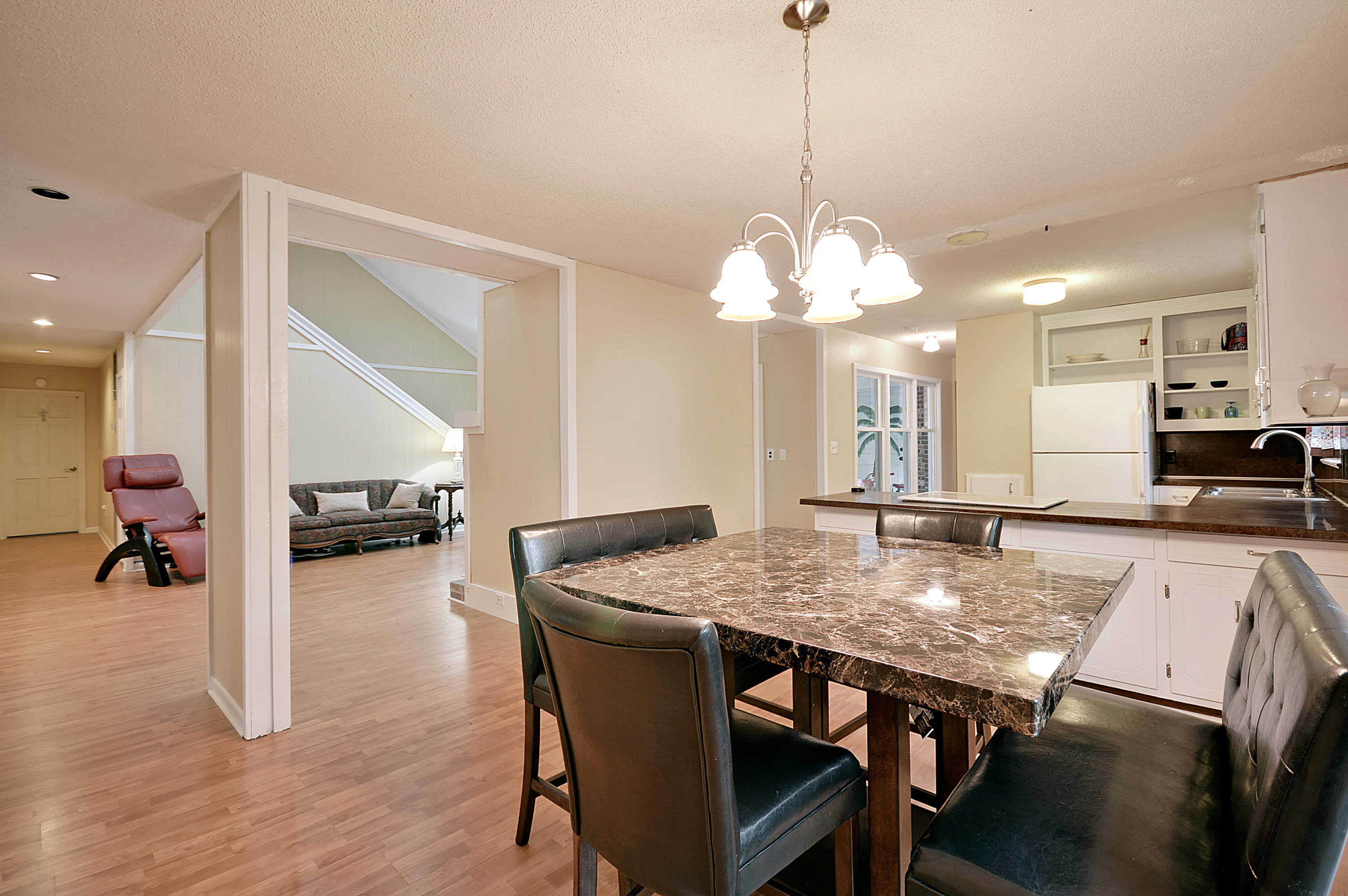 116 Folly Rd Boulevard Charleston, SC 29407 - Photo 11 of 34 Kitchen