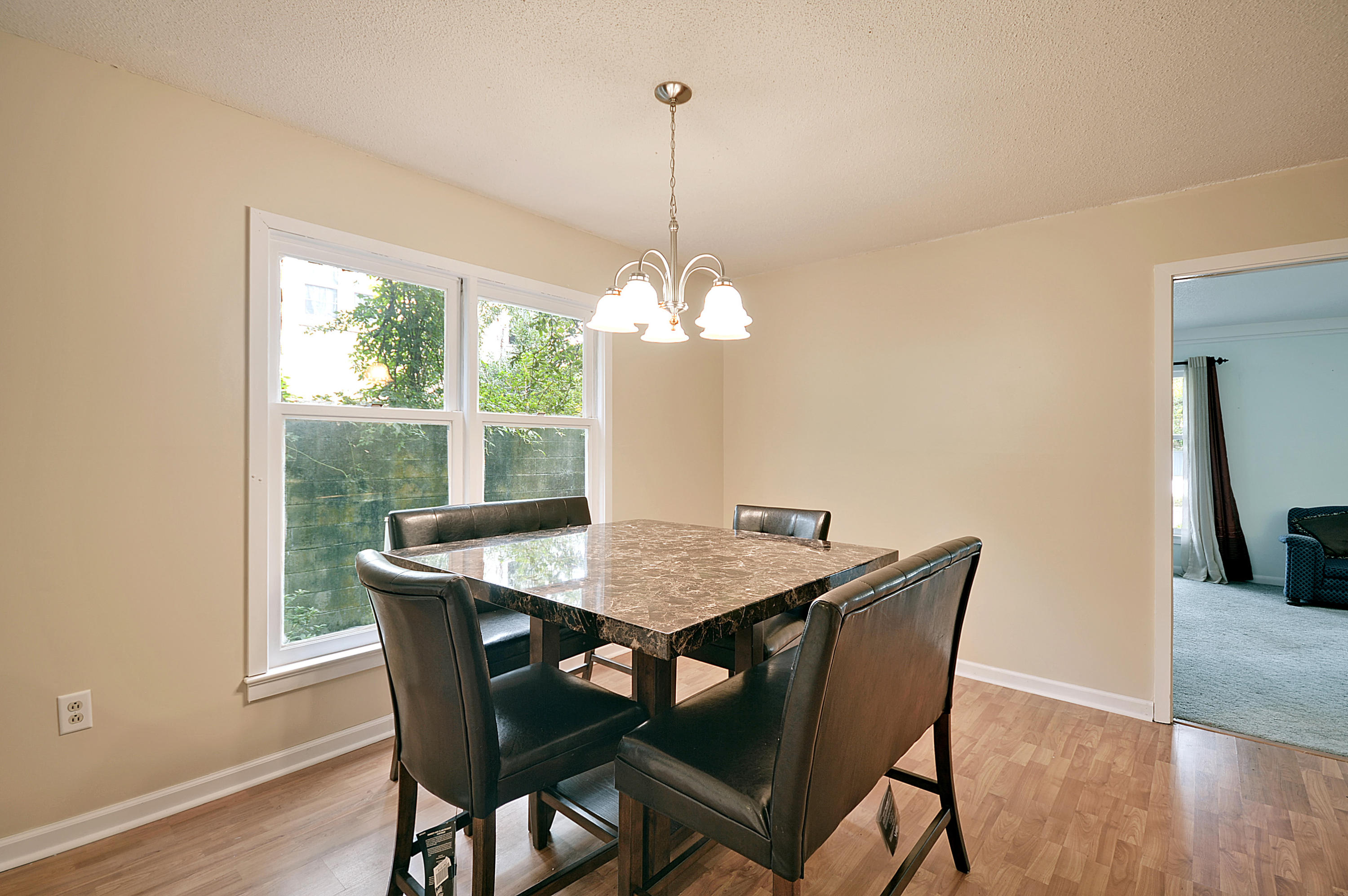 116 Folly Rd Boulevard Charleston, SC 29407 - Photo 14 of 34 Eat-in Kitchen