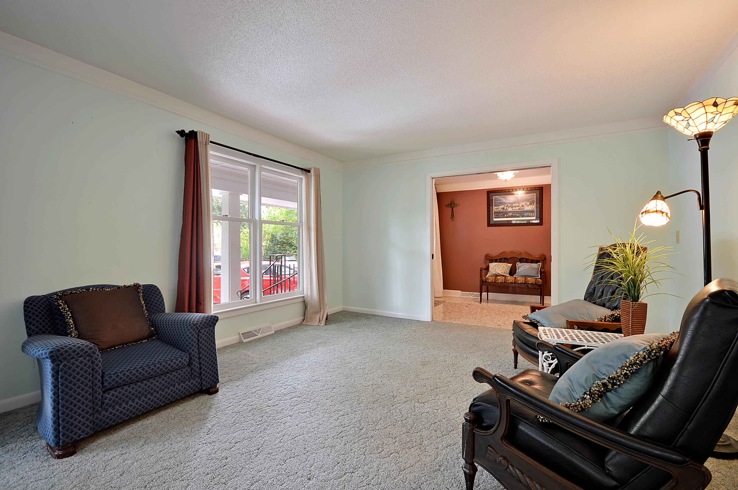 116 Folly Rd Boulevard Charleston, SC 29407 - Photo 7 of 34 Living Room