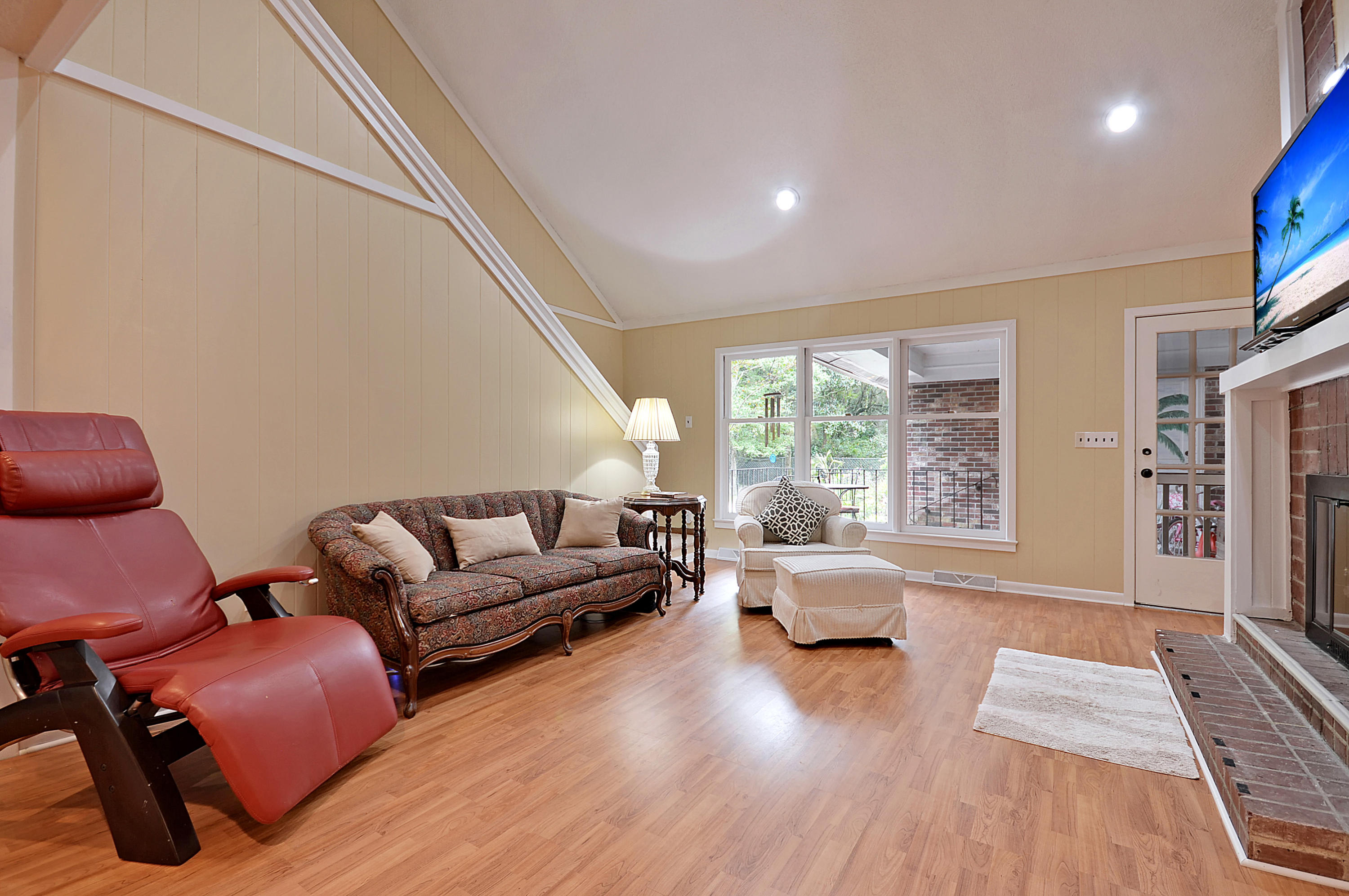 116 Folly Rd Boulevard Charleston, SC 29407 - Photo 9 of 34 Great Room