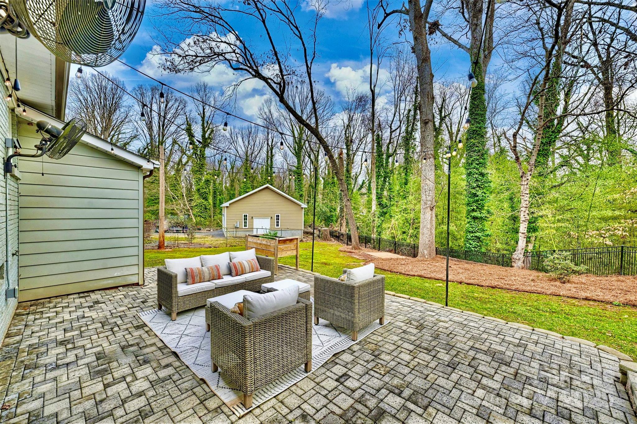 4237 Darwin Circle Charlotte, NC 28209 - Photo 34 of 48