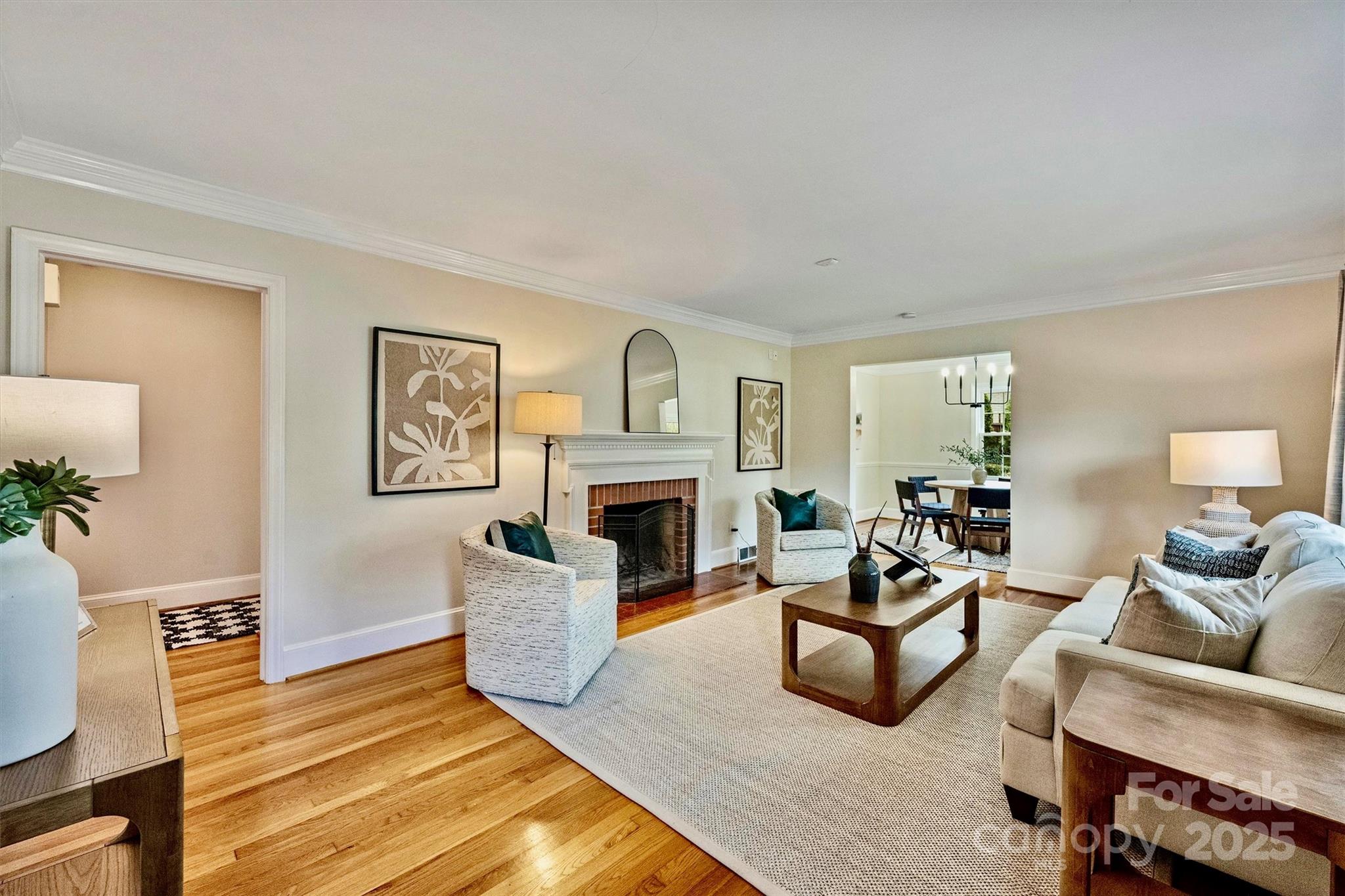 4237 Darwin Circle Charlotte, NC 28209 - Photo 5 of 48