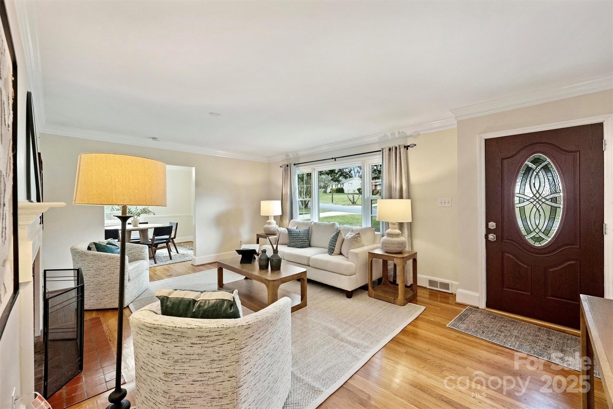 4237 Darwin Circle Charlotte, NC 28209 - Photo 9 of 48