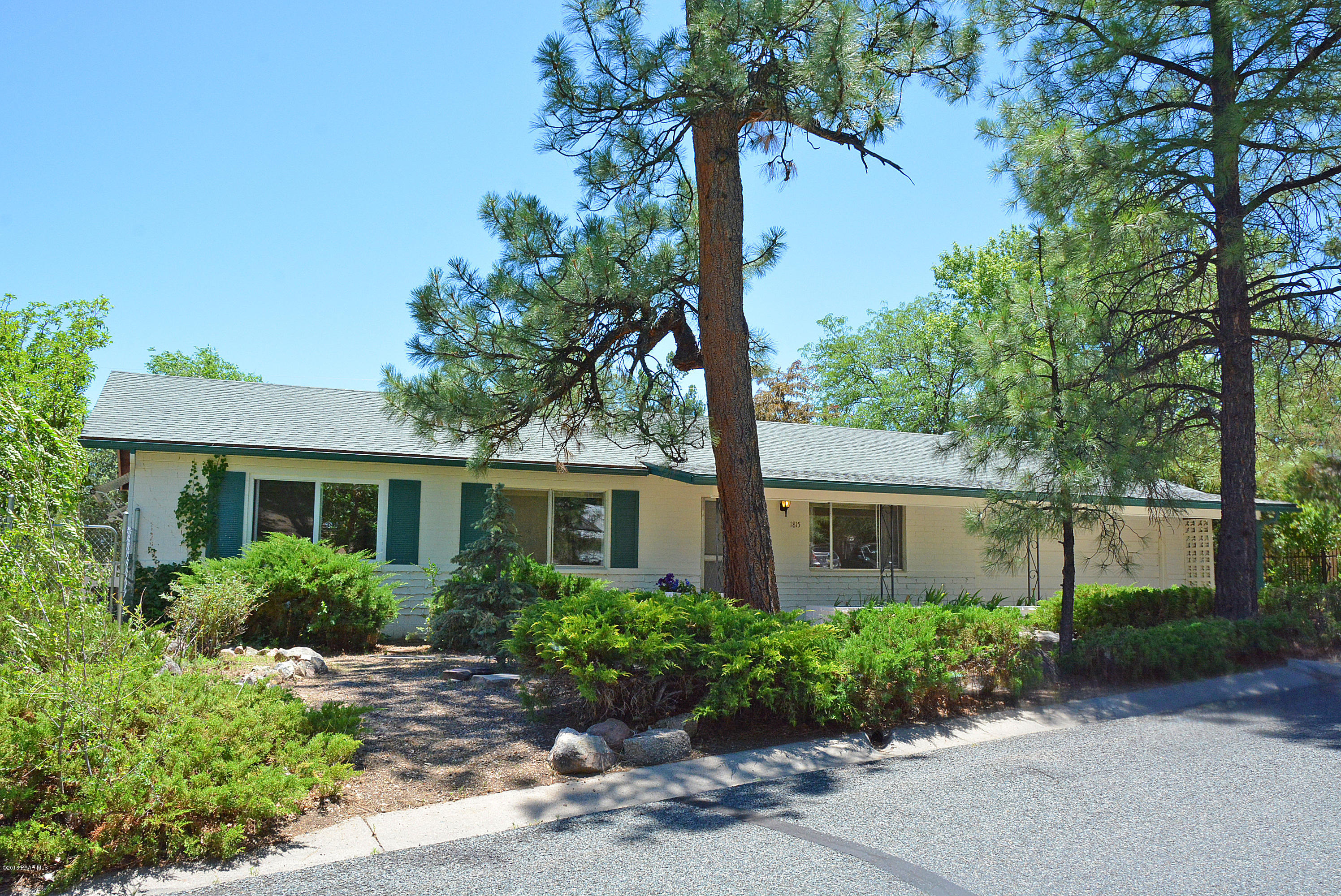 1815 Meadowbrook Road Prescott, AZ 86303 - Photo 2 of 22 Front