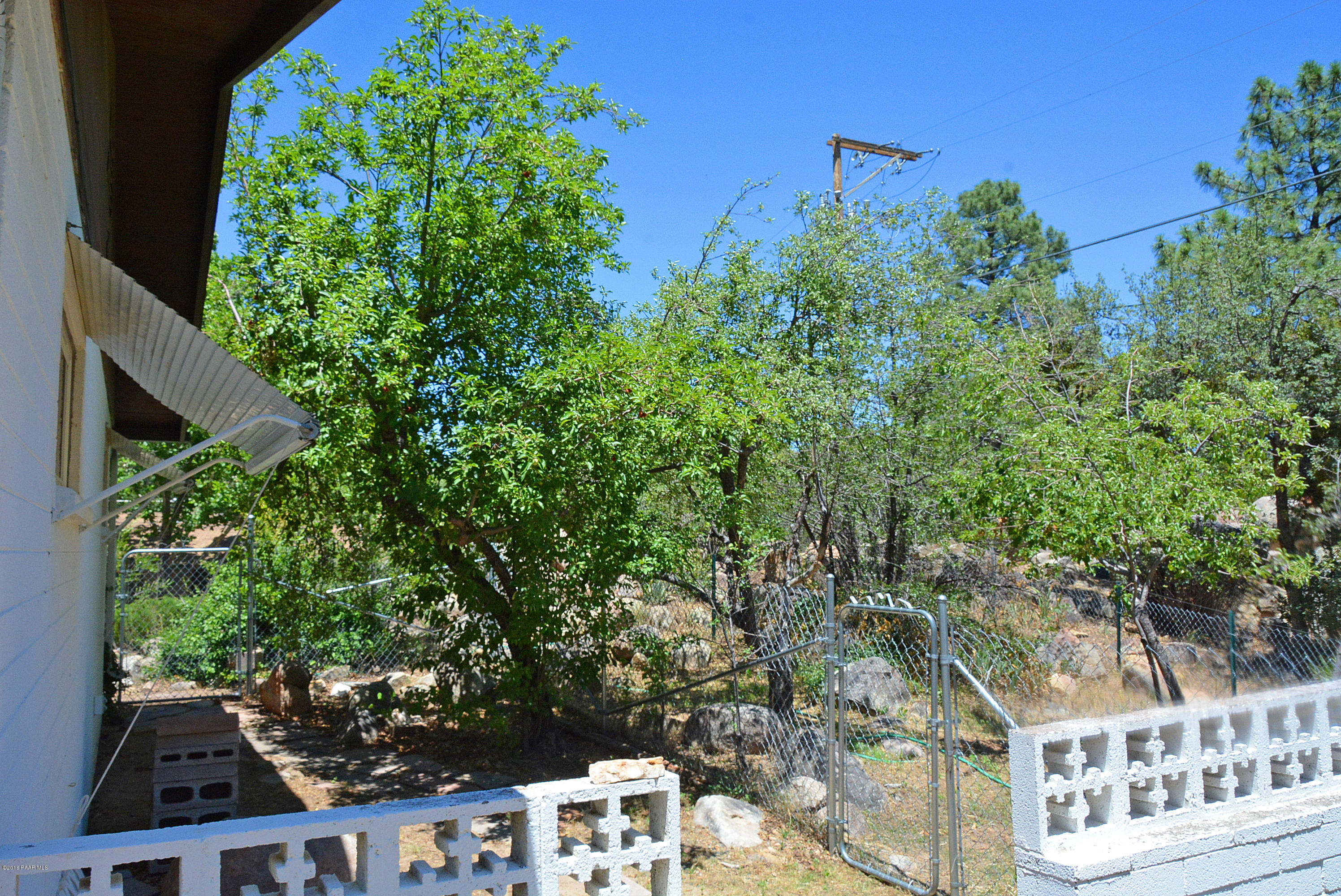 1815 Meadowbrook Road Prescott, AZ 86303 - Photo 21 of 22 Side Yard