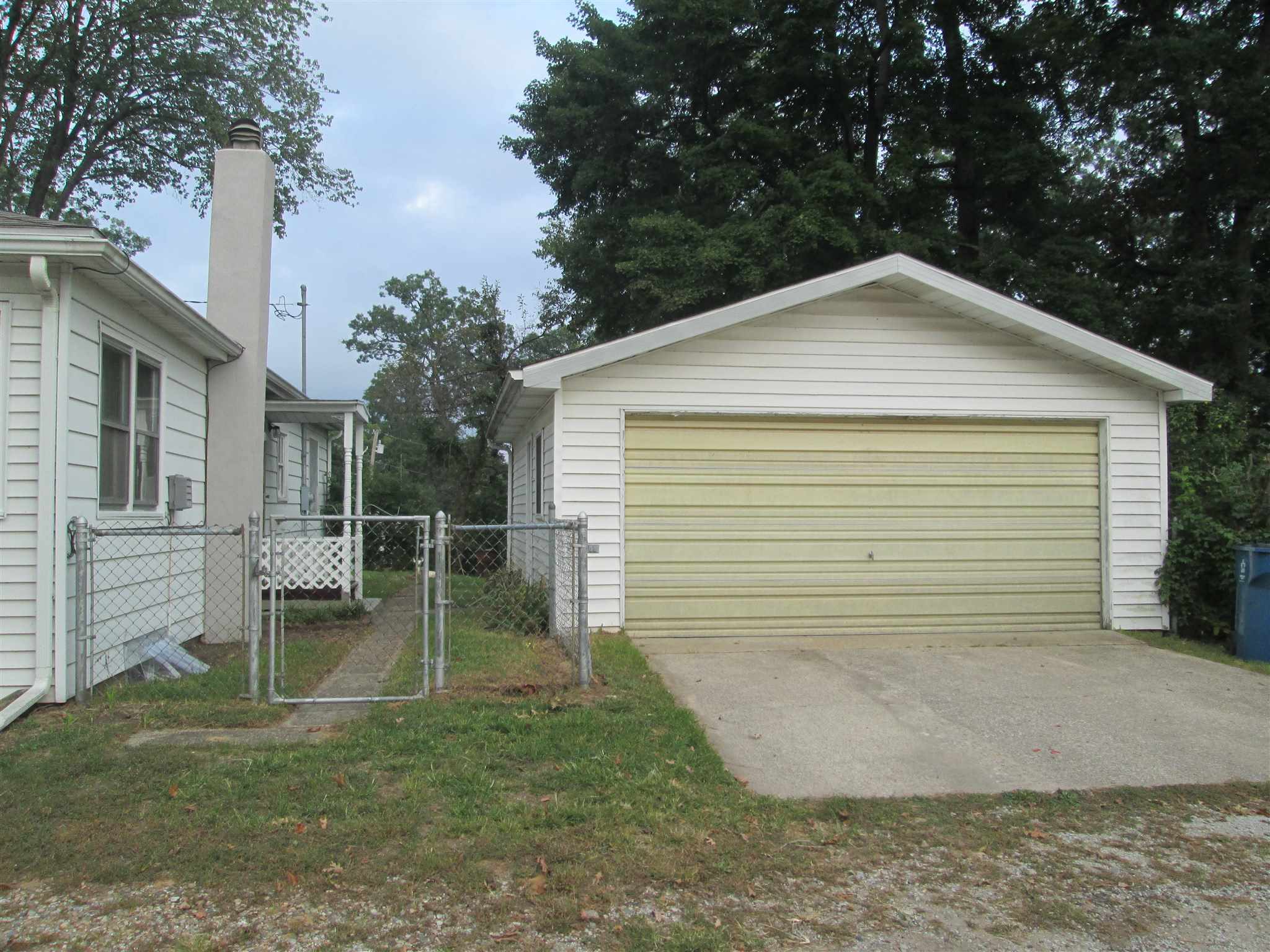 7660 North Topinabee Road Walkerton, IN 46574 - Photo 3 of 12 Gallery Image 3