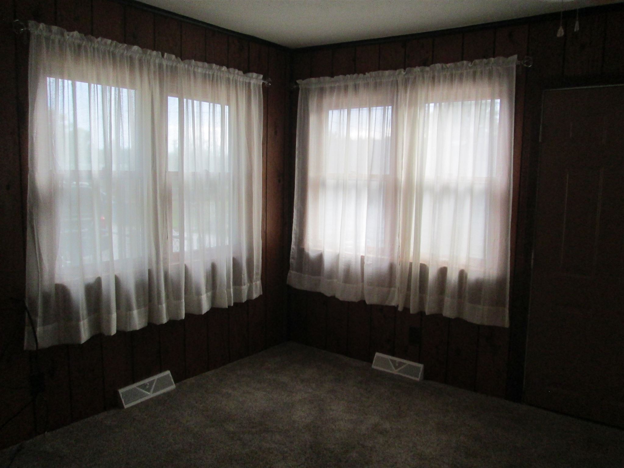 7660 North Topinabee Road Walkerton, IN 46574 - Photo 4 of 12 Gallery Image 4