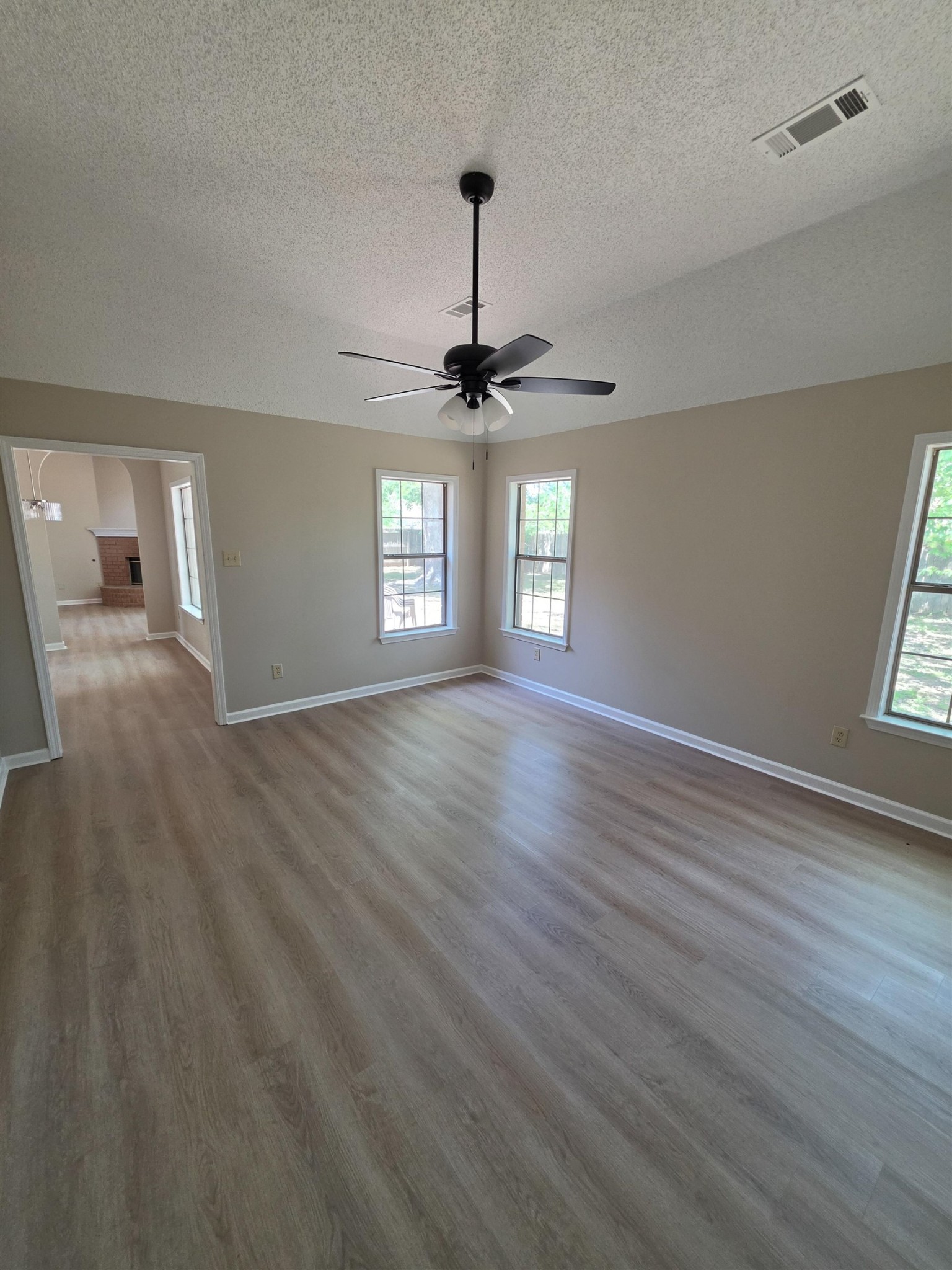 5570 Patsy Circle North Memphis, TN 38125 - Photo 11 of 22 Gallery Image 11