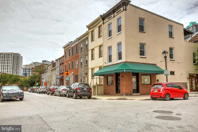 $389,500 | 307 South Exeter Street, Baltimore, MD 21202