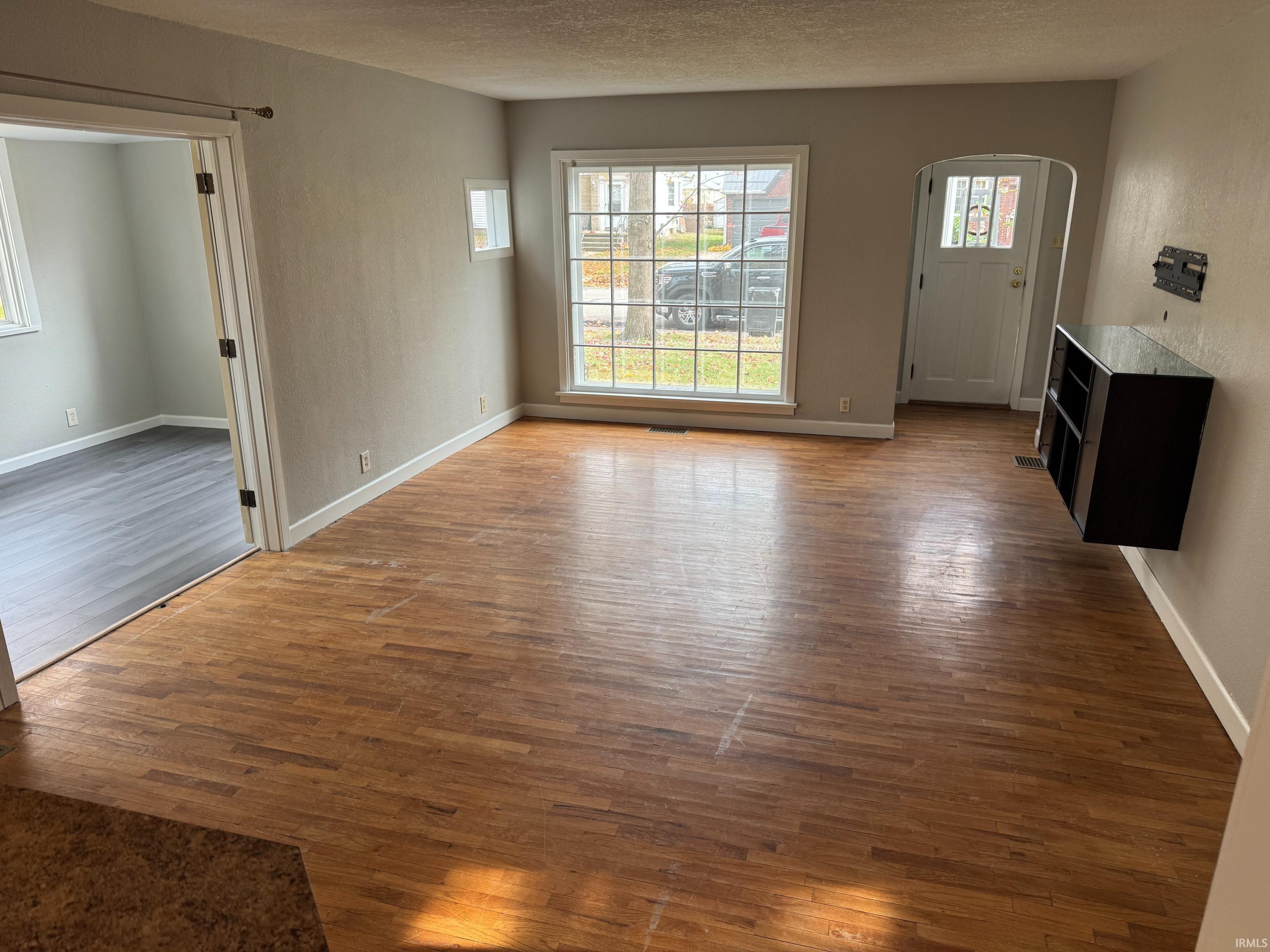 109 North 10th Street Decatur, IN 46733 - Photo 4 of 15