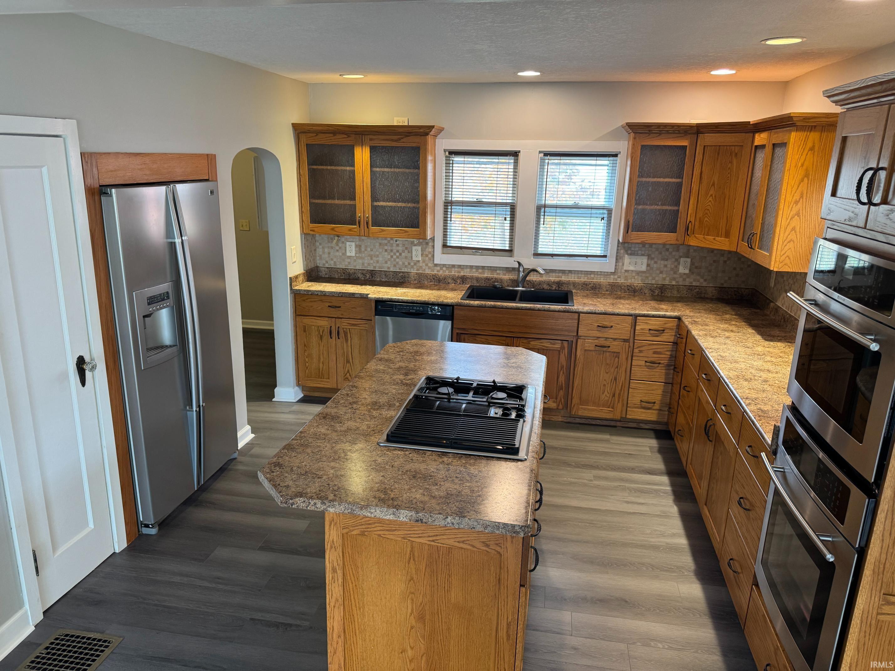 109 North 10th Street Decatur, IN 46733 - Photo 5 of 15